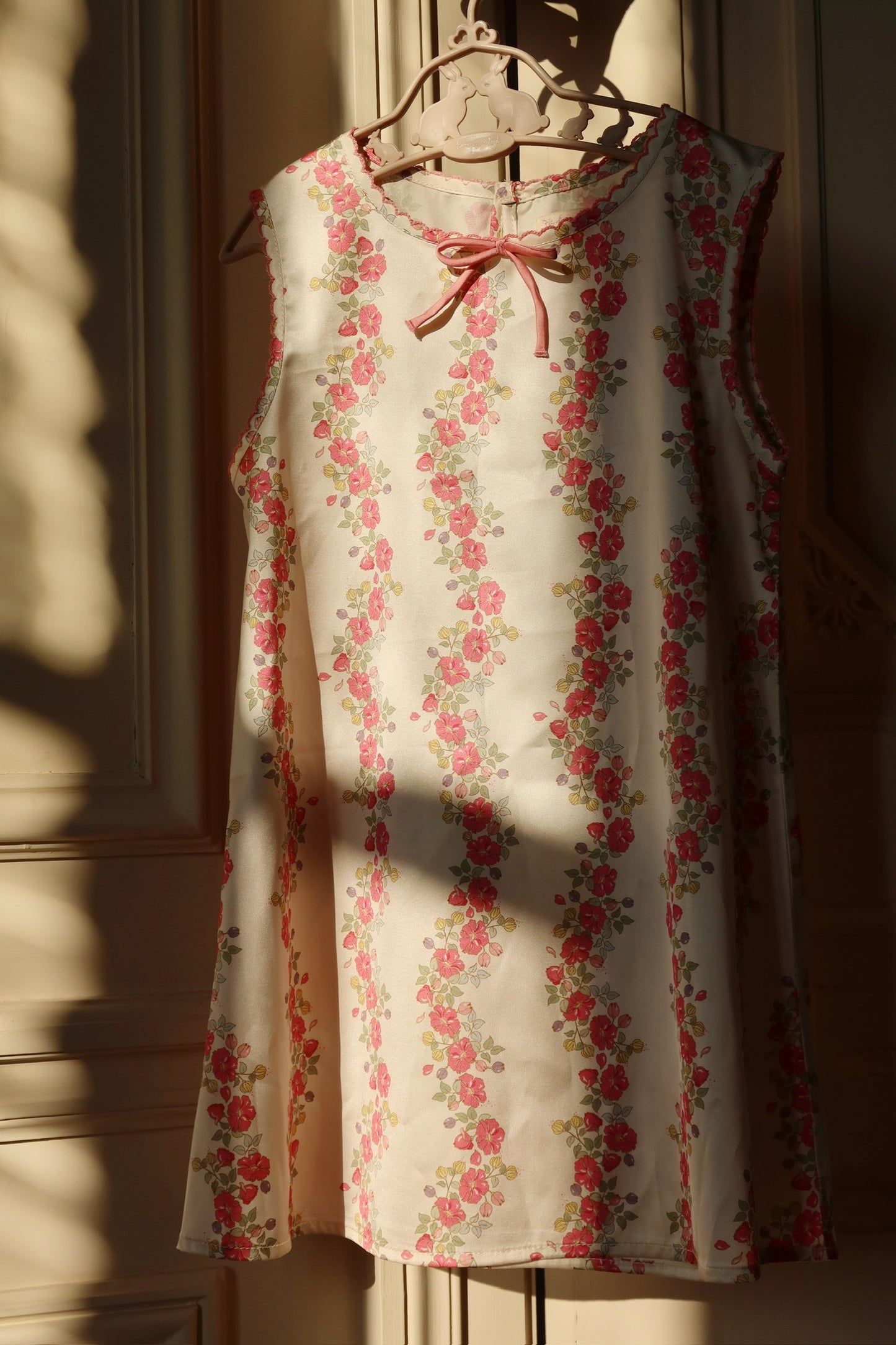 Summer Sheeny Pink Floral Vine A-line Girls Sleeveless Dress